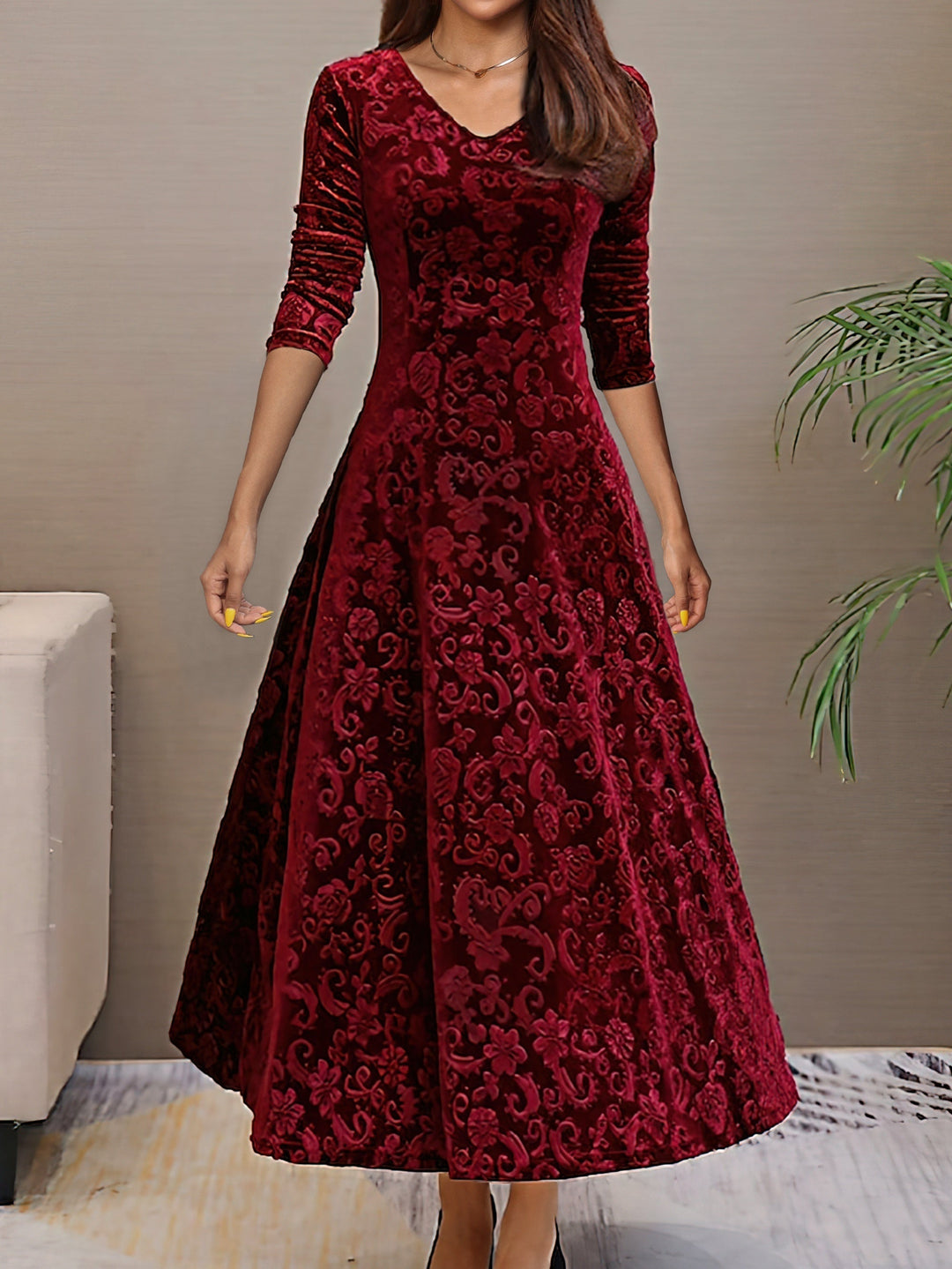 Avery | Elegant V-Neck Statement Maxi Dress