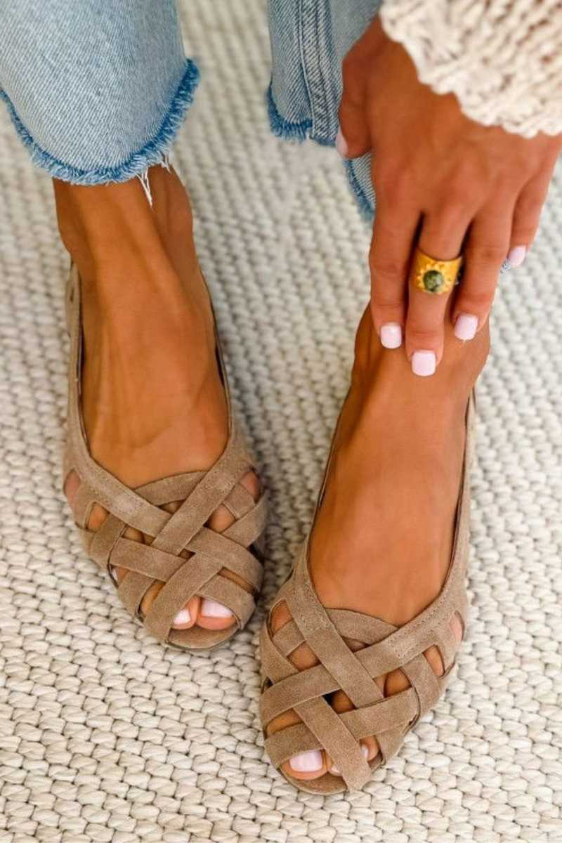 Alice | Woven Crisscross Sandals