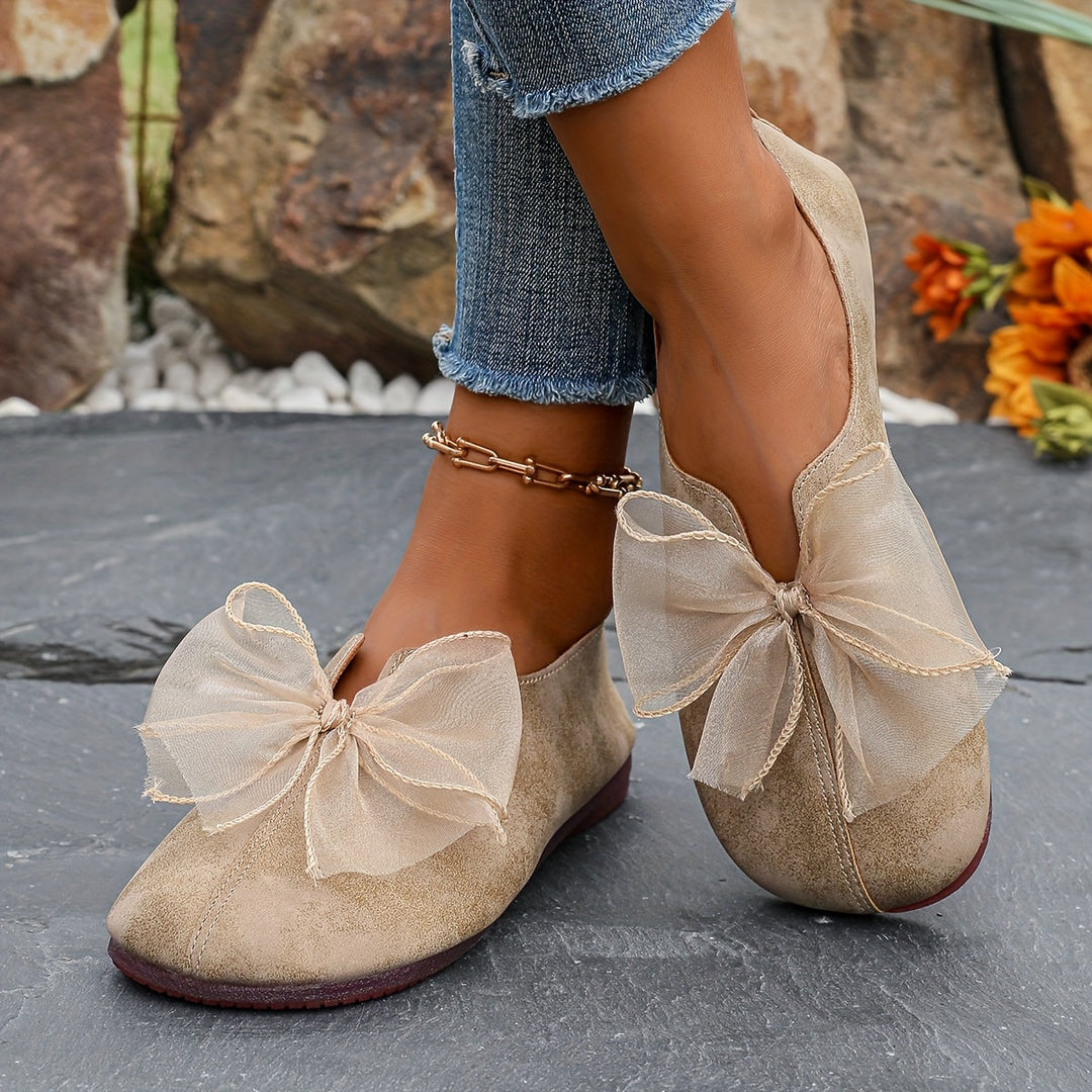 Charlotte | Bow Accent Comfort Loafers