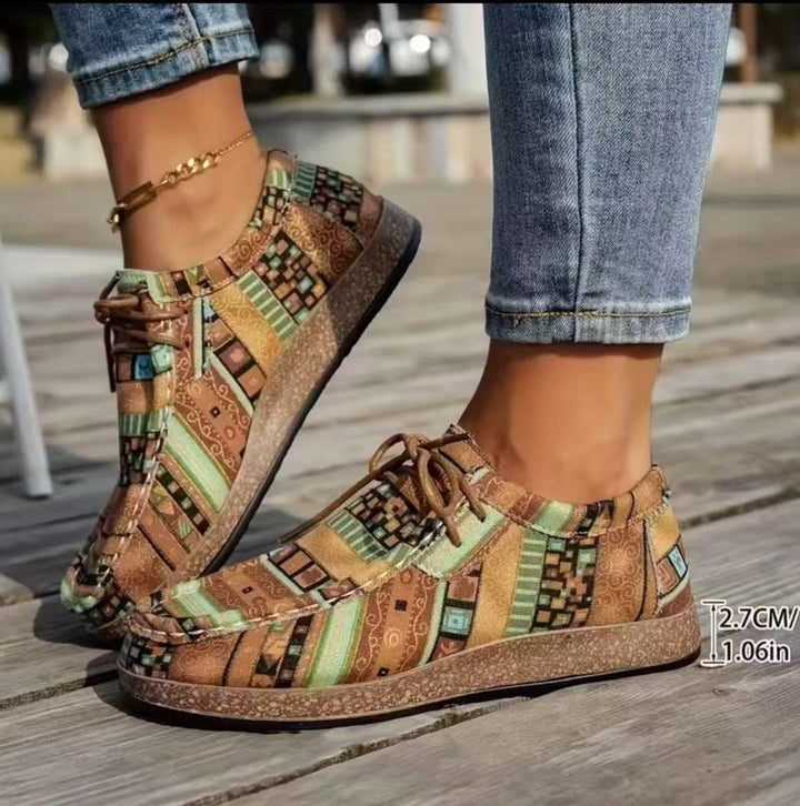Laura | Colorful Retro Shoes