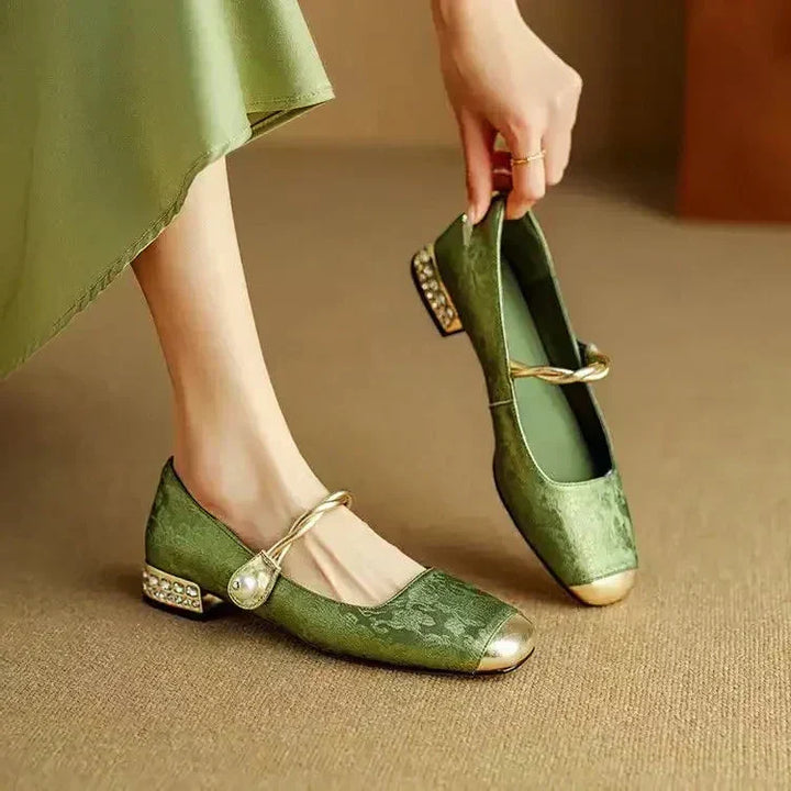 Amelia | Vintage Braided Pearl Strap Shoes