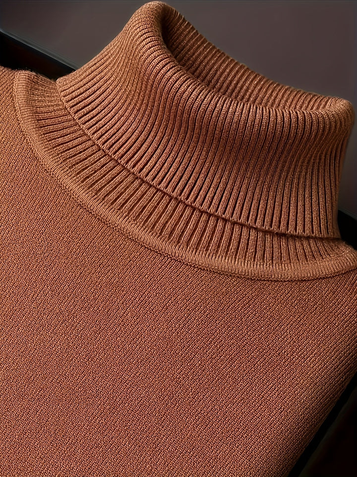 Callum | Classic High-Neck Sweater