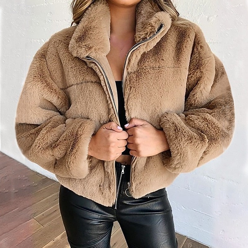 Coralie | Cropped Zip-Up Coat