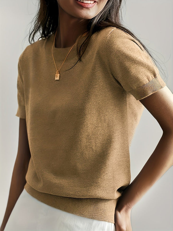 Amelia - Women's Relaxed-Fit Short-Sleeve Knit Sweater Top