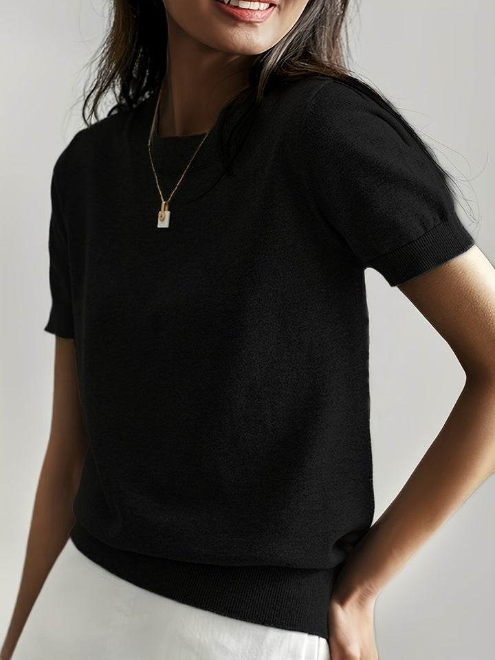 Amelia - Women's Relaxed-Fit Short-Sleeve Knit Sweater Top