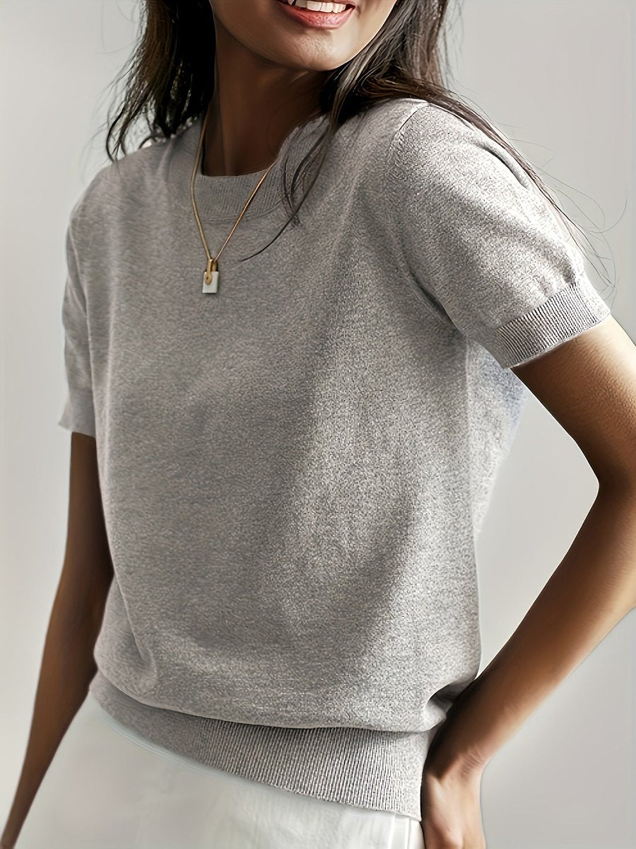 Amelia - Women's Relaxed-Fit Short-Sleeve Knit Sweater Top